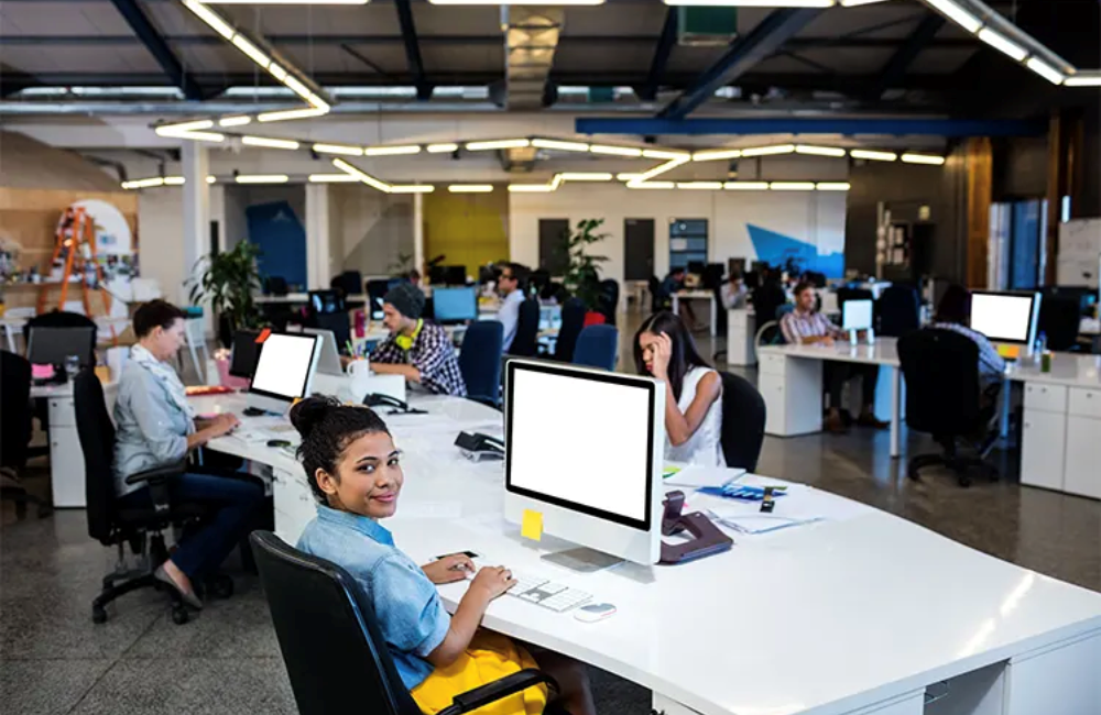 Nhân viên văn phòng tại một công ty về công nghệ thông tin tại Ấn Độ. (Ảnh: Nudge Company) Media